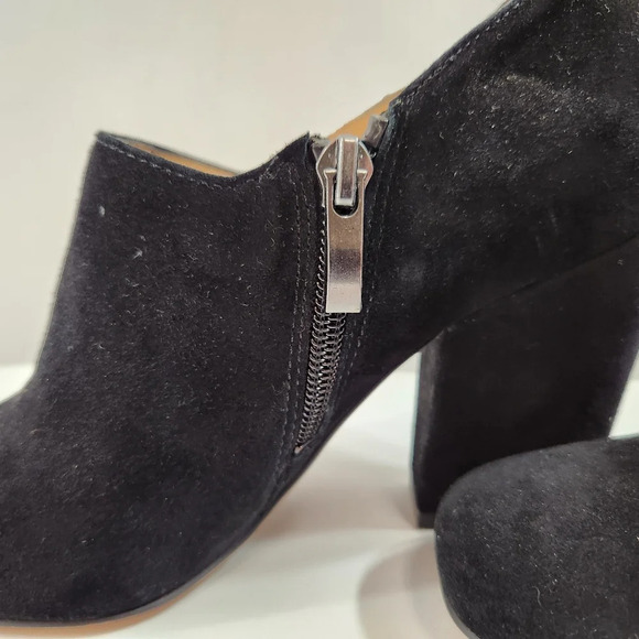 Franco Sarto 3.5" High Zip Heels Ladies 6.5 - Picture 4 of 10